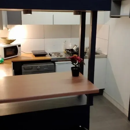 2 Pieces - Arrivee Tardive Possible. * Rijsel